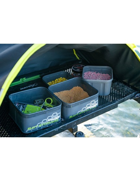 EXTENDING SIDE TRAY COVER