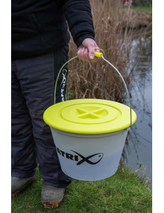 MATRIX 17 L BAIT BUCKET 2